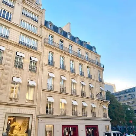 Studio Champs Elysees Apartment *